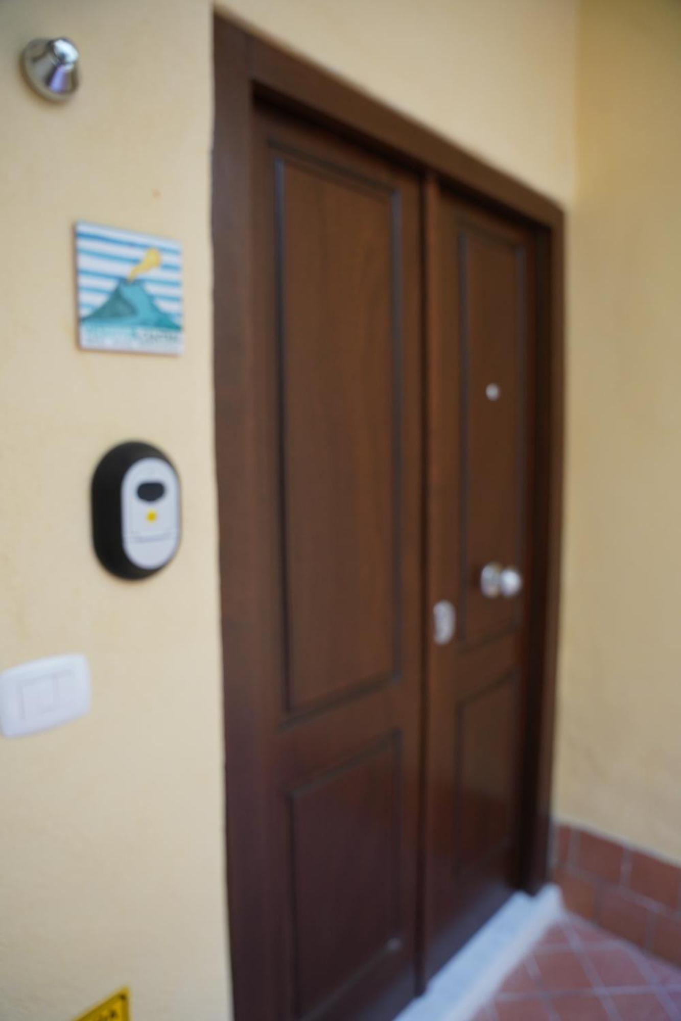 B&B Vesuvius Central Torre del Greco Exterior photo
